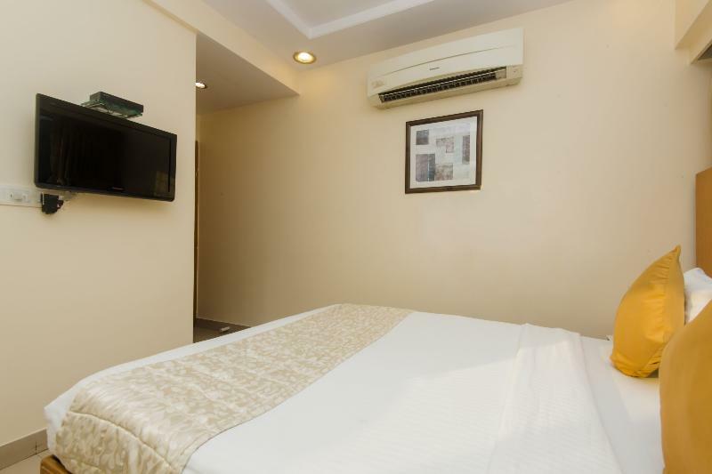 Oyo 10007 Hotel Grace Residency Mumbai Dış mekan fotoğraf